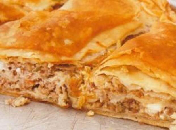 Пирог из слоеного теста - сладкая и соленая выпечка на любой вкус