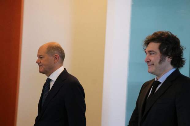 Президент Аргентины Хавьер Милей, полгода назад пришедший к власти, установил два своеобразных рекорда: в совокупности больше месяца он находился за пределами страны, совершая зарубежные визиты,...