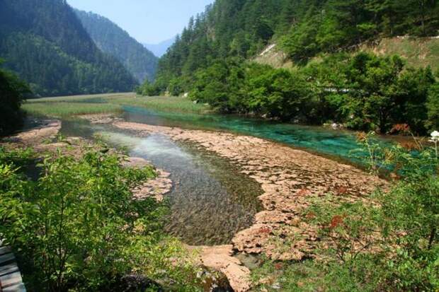Долина Цзючжайгоу (12 фото) Долина Цзючжайгоу (12 фото)