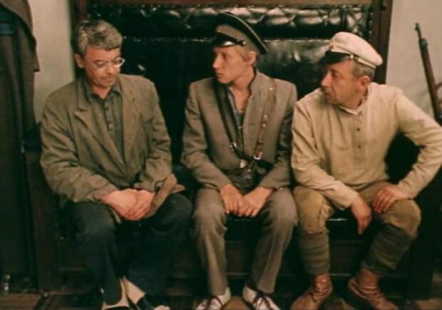 Кадр из фильма *Зеленый фургон*, 1983 | Фото: domkino.tv Кадр из фильма *Зеленый фургон*, 1983 | Фото: domkino.tv
