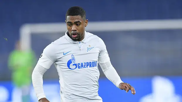 Юрист рассказал, может ли «Зенит» обжаловать запрет ФИФА по Клаудиньо и Малкому