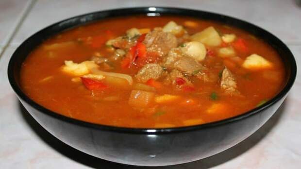 Венгерский гуляш: очень вкусный и ароматный обед для всей семьи 16