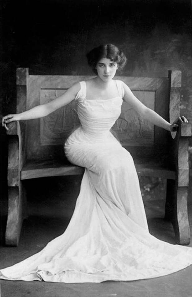 most-beautiful-women-edwardian-era-1900s-13-578c7e691c213__700