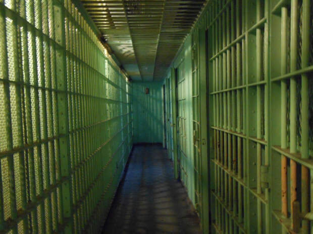 ФСБ взяла челябинца за подготовку теракта: дома было 1,5 кг взрывчатки