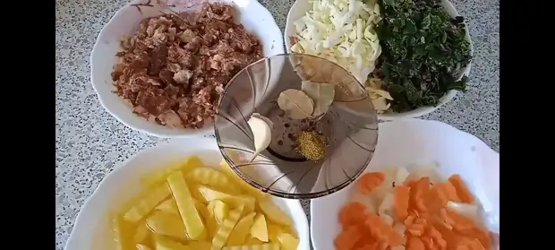 Зелёные Щи с тушенкой