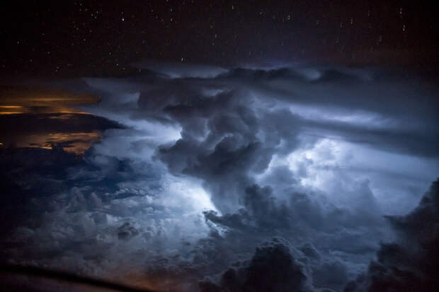 9. Амазония между Эквадором и Колумбией пилот, фотография, шторм