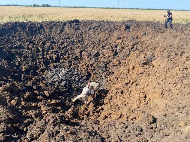 Мощный взрыв прогремел в районе военного аэродрома в Приморско-Ахтарске Краснодарского края