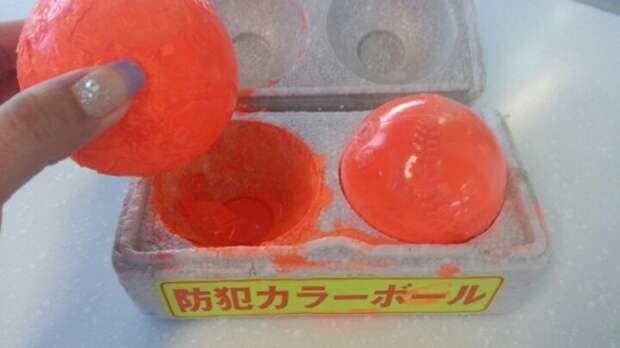 Для чего нужны японским кассирам эти шары? в мире, изобретение, касса, кассир, люди, шары, япония