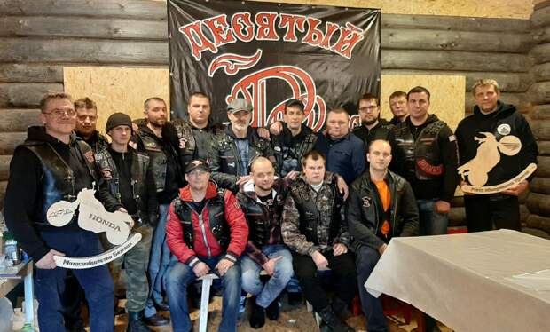 Деревенские гонки и мотоджимхана: мотоциклисты подводят итоги года в Тверской области