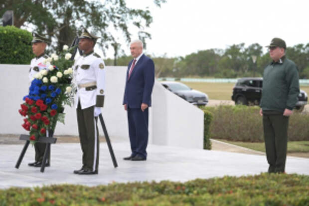 На Кубе Глава МВД России посетил Мемориал советским воинам-интернационалистам