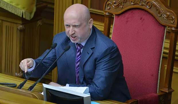 Политик ответил Турчинову на слова об "исконно русских болотах"