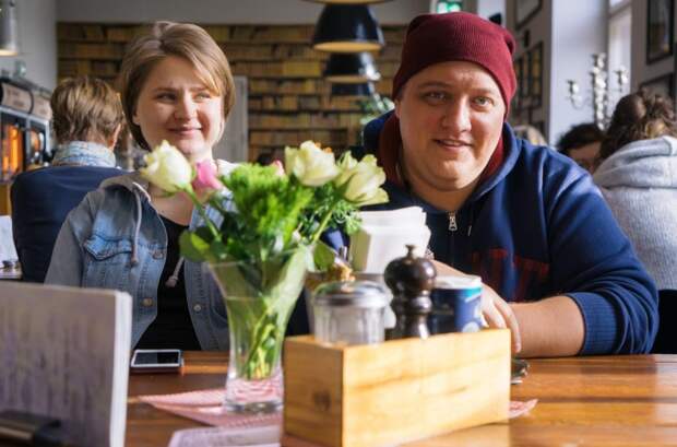 Вдова Романа Попова впервые заговорила о последнем сериале мужа