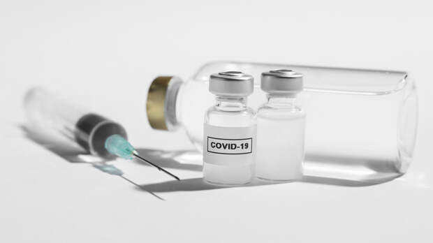 Роспотребнадзор назвал оптимальный срок вакцинации переболевших COVID-19