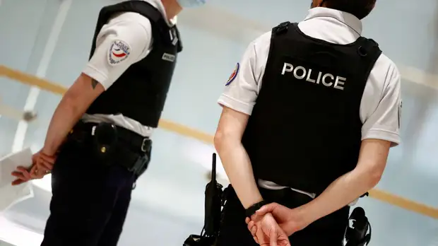 В Канне нейтрализовали напавшего на сотрудника комиссариата