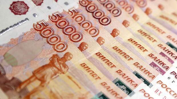 Пожилая петербурженка отправила мошенникам миллионы рублей