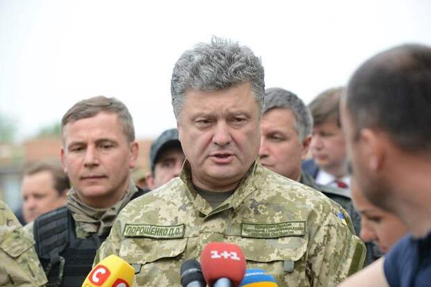 Порошенко намерен объявить перемирие в Донбассе