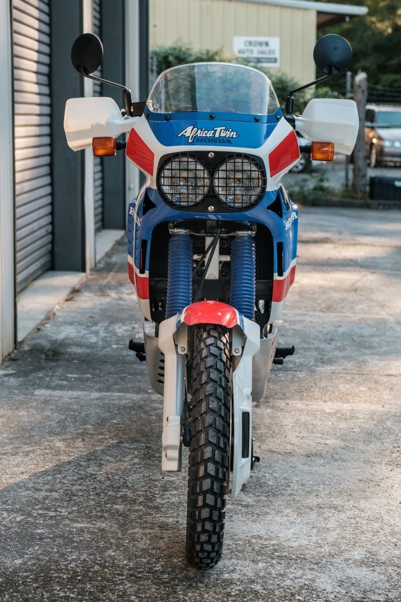Honda Africa Twin  — капсула времени, которая 30 лет простояла в музее