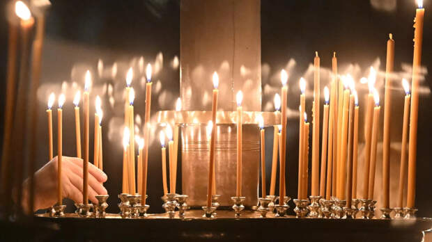 Умер дизайнер Адриано Гольдшмид, «крестный отец джинс»