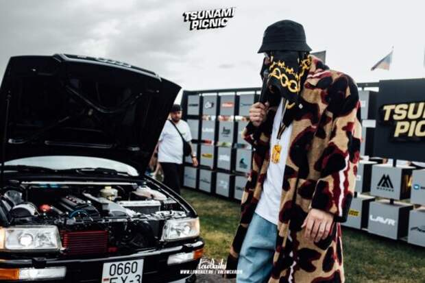 tsunami picnic x lowdaily 100