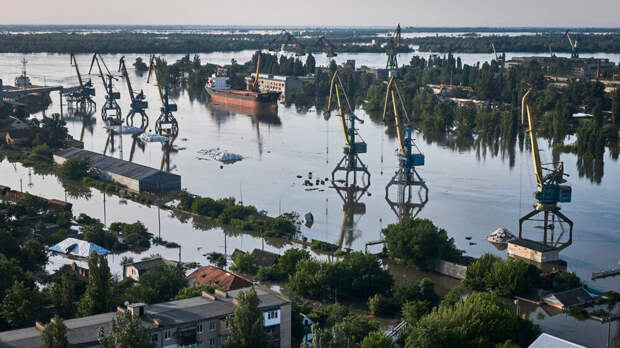 На дне Каховского водохранилища скопилось 83 тыс. тонн тяжелых металлов