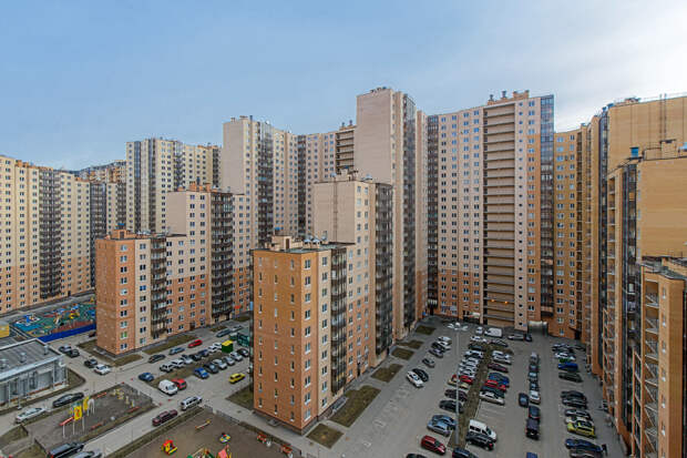Строить ЖК начали в 2011 году. Последнюю очередь возвели в 2018-м
