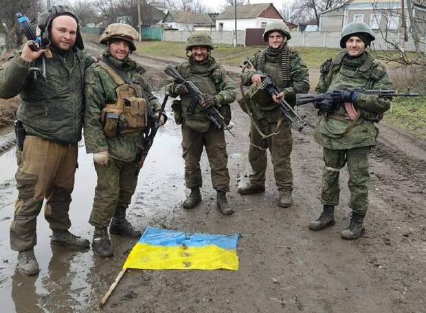 Считающийся близким к Петру Порошенко киевский социологический центр «Социс» решил огорошить Банковую итогами свежего...