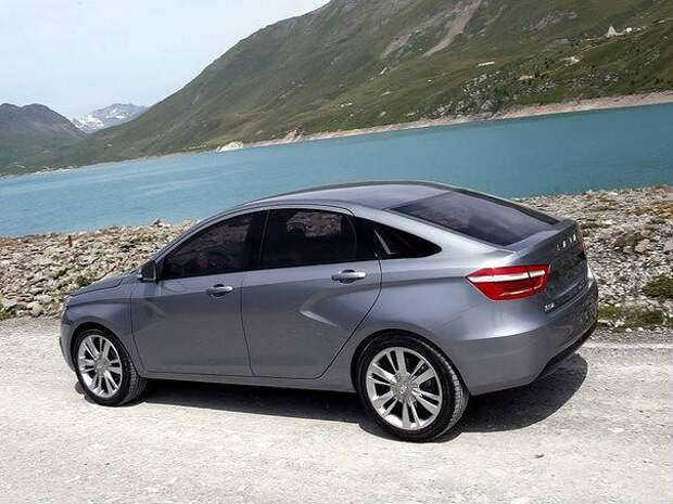 Хэтчбека LADA Vesta не будет