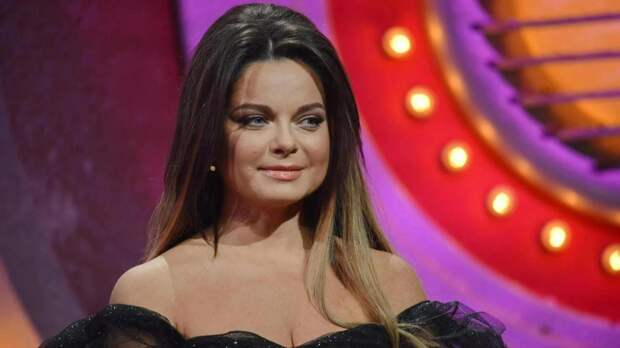 Наташа Королёва высказалась о мате в русских песнях: «Это особый вайб»: видео Super