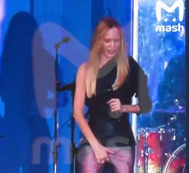 “Позорище! Под чем была-то?!” – после неадекватного выступления Глюкозу травят в Сети