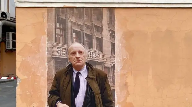 Власти Петербурга прокомментировали закрашивание граффити с Бродским