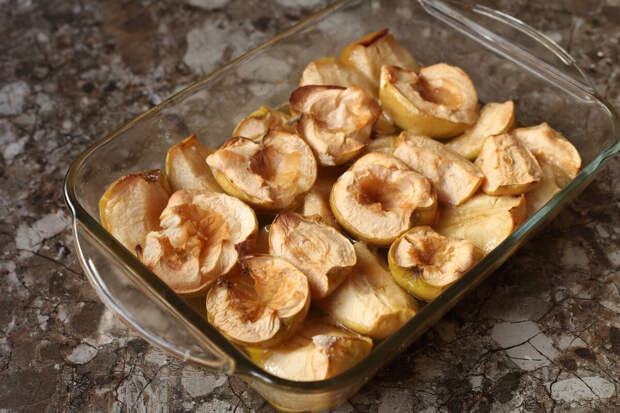 Готовлю пирог "Мармеладное чудо" — много-много яблок и минимум теста: мой самый вкусный яблочный пирог этой осенью