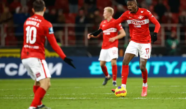 «Спартак» победил «Динамо» в дерби со счетом 2:0