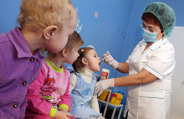 Российские регионы столкнулись с нехваткой вакцин от полиомиелита