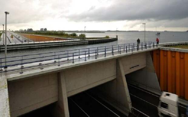 05-aquaduct_veluwemeer