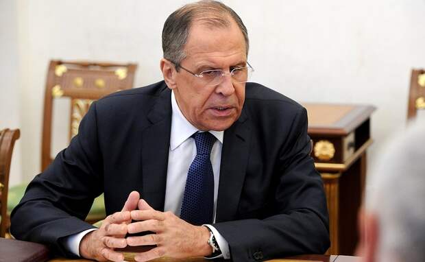 Лавров жестко ответил на обвинения беглого генерала в адрес Асада Лавров жестко ответил на обвинения беглого генерала в адрес Асада