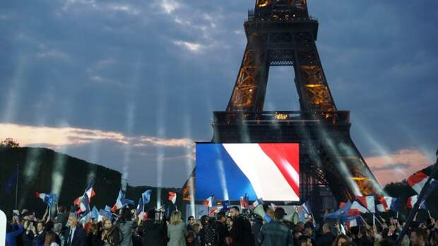 Daily Express: Франция может покинуть ЕС после провала коалиции Макрона на выборах