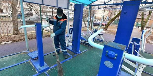 Собянин поручил завершить весеннюю уборку города не позднее 30 апреля / Фото: Ю.Иванко, mos.ru