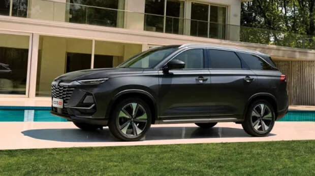 Стартовали продажи Changan CS75 Pro: многорычажная задняя подвеска, 7 мест и низкая цена
