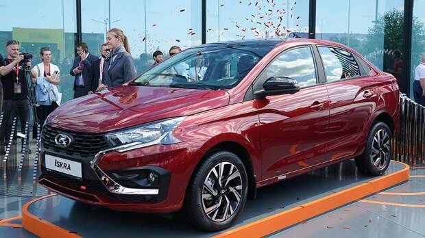 АвтоВАЗ начал предсерийный выпуск Lada Iskra