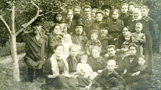 О великом селе и великих мучениках! Как купцы и батюшки увековечили своё Морино в истории Псковщины