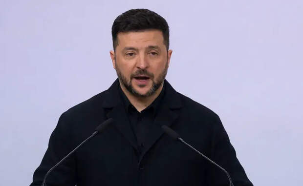 «Просто копайте траншеи»: Зеленский пожаловался на совет из Пентагона перед СВО