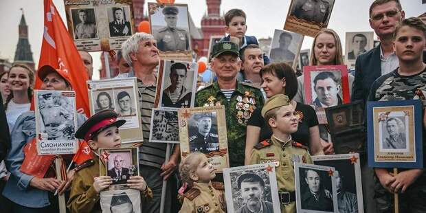Владимир Путин предложил провести шествие «Бессмертного полка» 26 июля. Фото: mos.ru