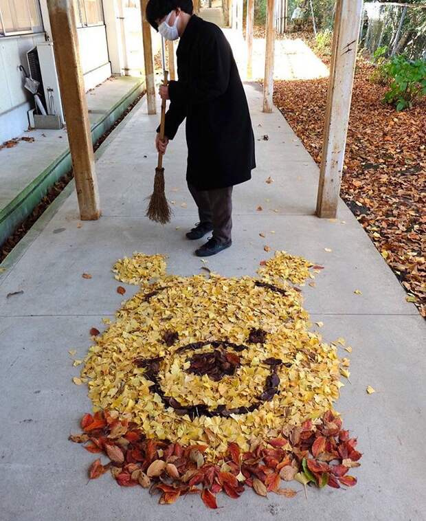 Fallen Leaf Art