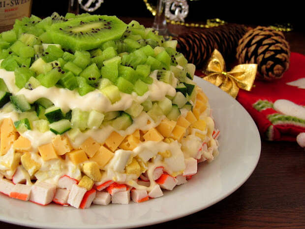 Рецепты салатов на Новогодний стол. На любой вкус!
