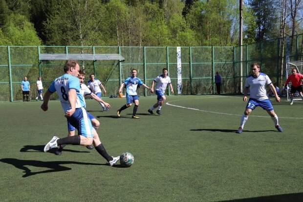 Спортсмены Коршуновского ГОКа вышли в финал турнира по мини-футболу группы “Мечел”