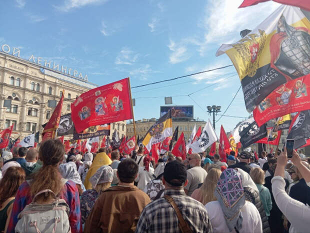 piterkrest10.jpg piterkrest10.jpg