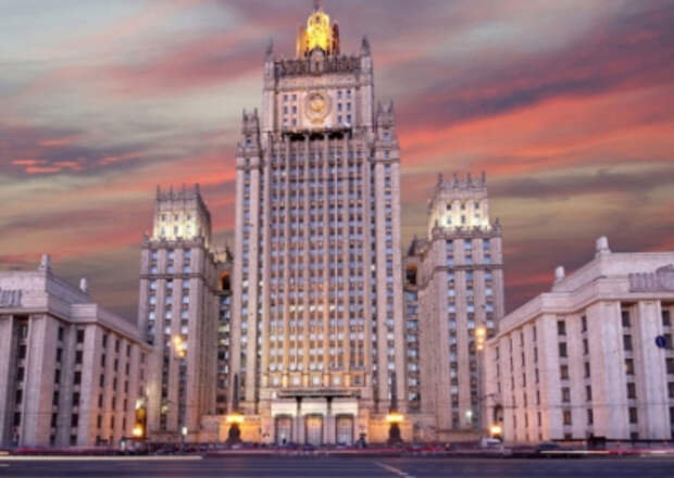 МИД РФ призывают отреагировать на расстрел российских пленных украинскими нацистами МИД РФ призывают отреагировать на расстрел российских пленных украинскими нацистами