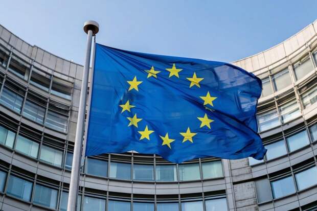 В Венгрии разгорелся скандал вокруг возможной слежки за главой МИД