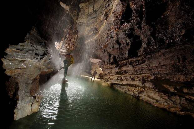 Самая глубокая в мире пещера (26)