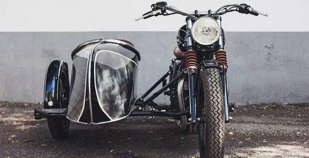 Сайдкар с коляской на базе Triumph Bonneville T100 Black от мастерской «BAAK Motocyclettes»